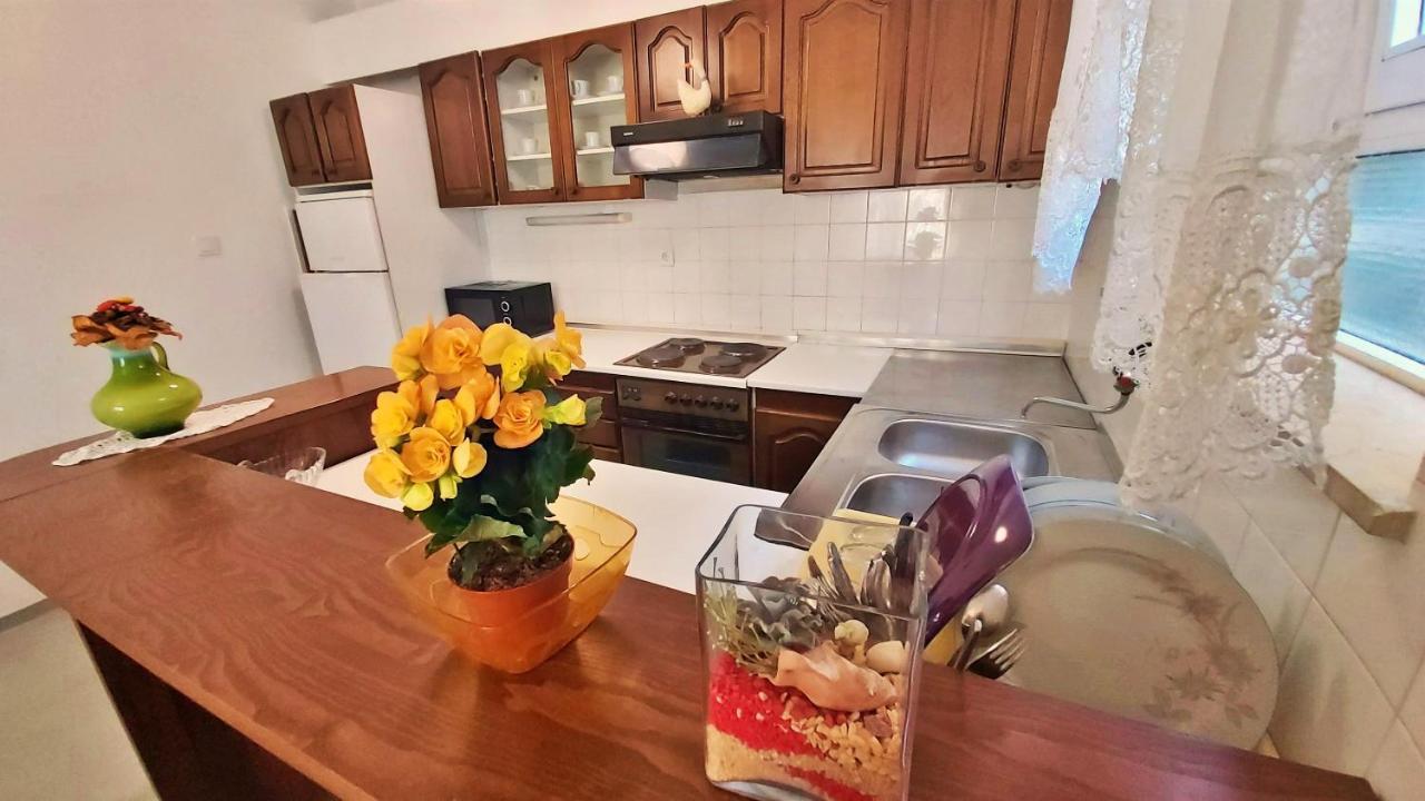 Apartment Cedo オミシュ エクステリア 写真