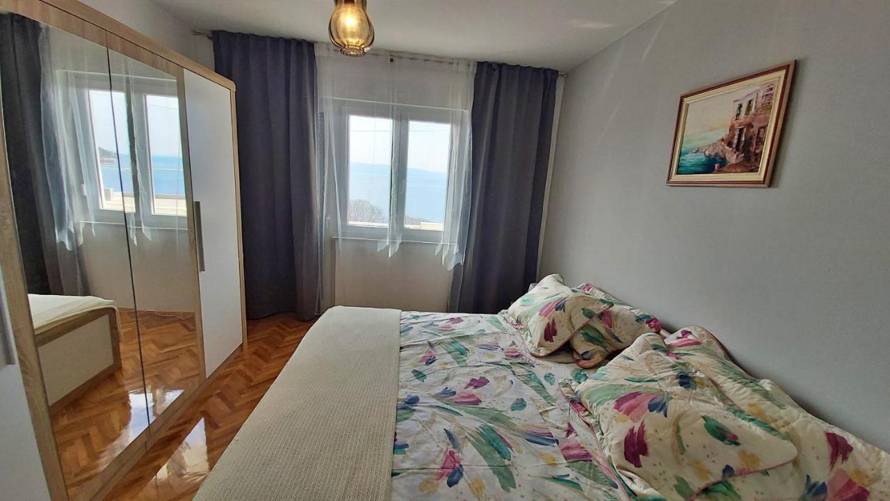 Apartment Cedo オミシュ エクステリア 写真