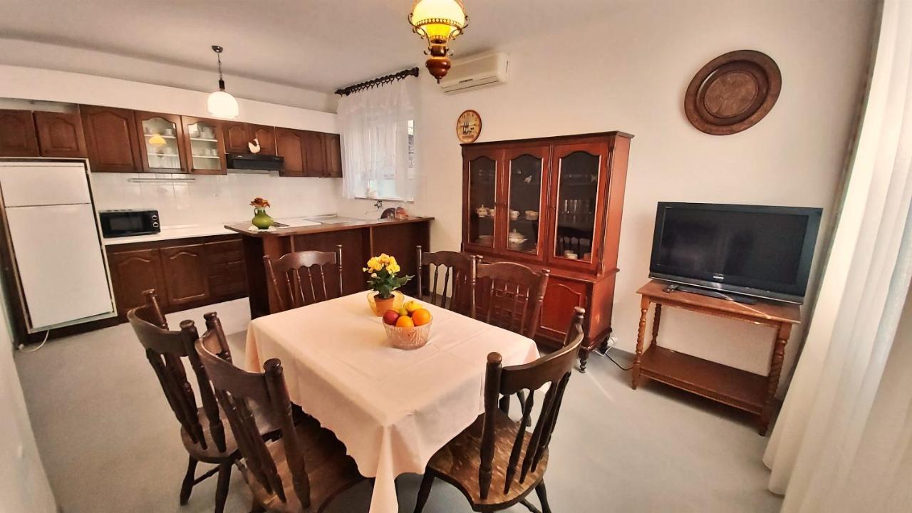 Apartment Cedo オミシュ エクステリア 写真
